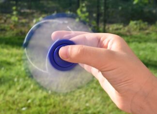Co to znaczy po angielsku fidget?